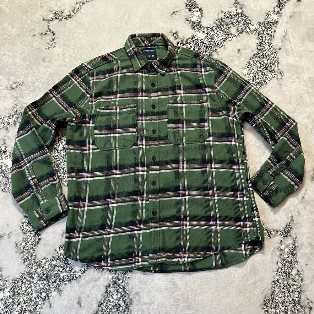 Denim Flower Ricky Singh Shirt Mens Size XL Green Plaid Flannel Button Up Outdoo